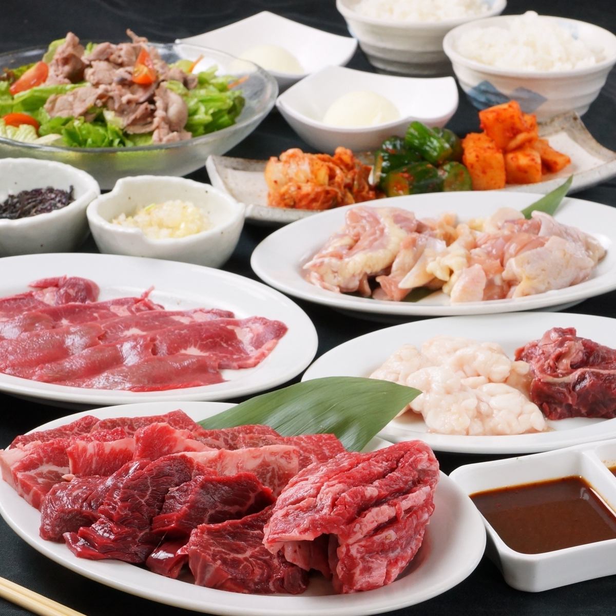 3,168 yen for ultimate food that is particular about meat ♪ 4,466 yen for eating and drinking *Price includes tax