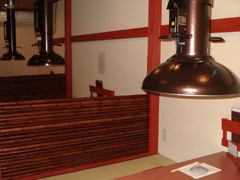 店内は全席排煙装置完備で臭いも気になりません。