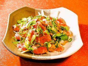 （炙）ラム肉のたたき ～にんにくとしょうがで～