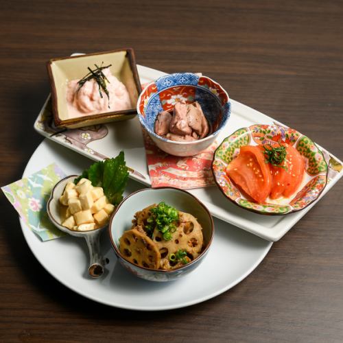 沖縄の伝統料理や全国の郷土料理が大集合