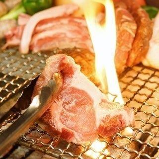 【先着1日2組限定4000円コース】炭火焼2種盛りが楽しめる◆8品+2時間飲み放題