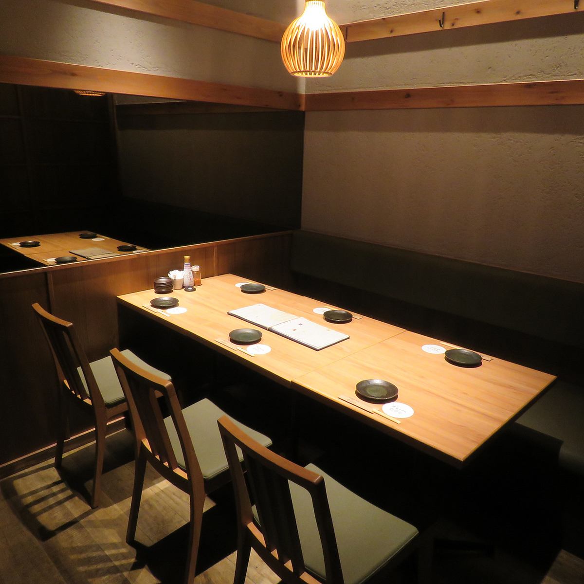 We have private rooms available to accommodate different group sizes.We can accommodate up to 40 people.