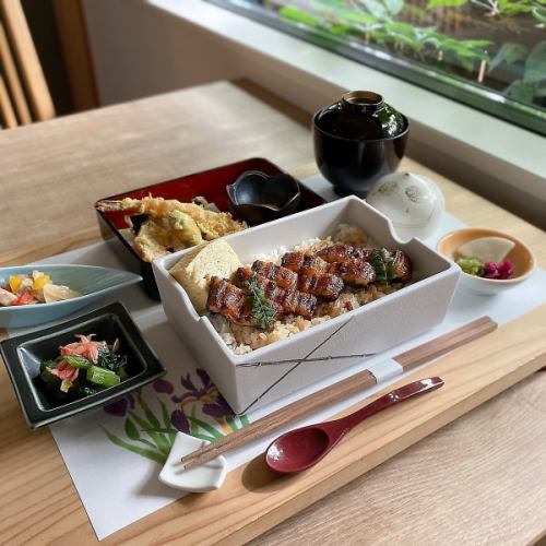 うなぎを楽しむ『若竹御膳』(鰻1/2本)
