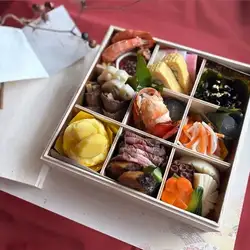[Limited Quantity] Osechi (New Year's Feast) - 7-inch, 1-tier (serves 1-2 people)