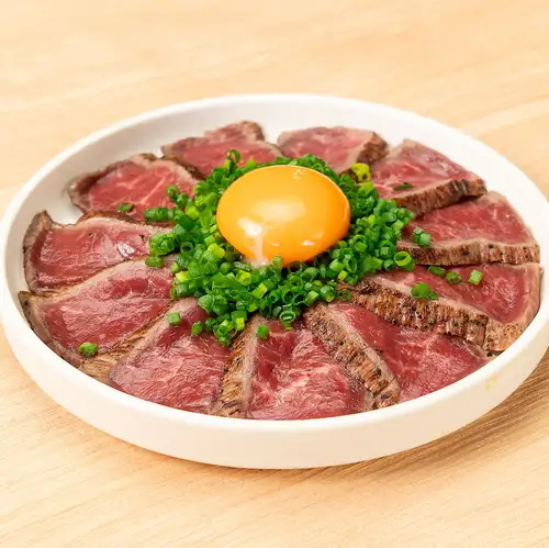 Wagyu beef sashimi yukke