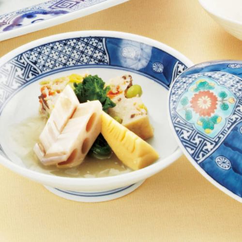 海老真丈と根菜のあんかけ