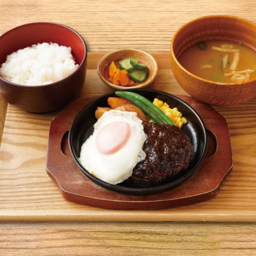 牛たんハンバーグ定食