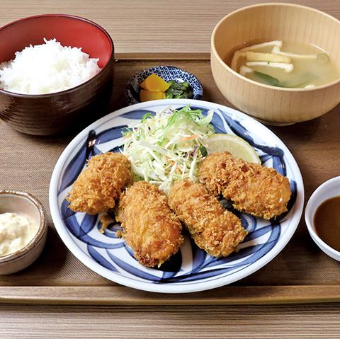 大粒カキフライ定食　3個/4個