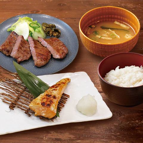 牛たんとサーモンハラス定食