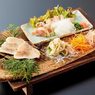 Yamaguchi local chicken [Choshu Kurokashiwa] three-variety platter
