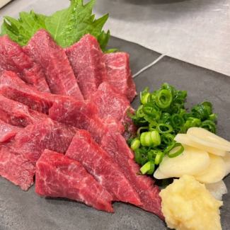 Direct from Gotemba Wholesaler! Horsemeat Sashimi from Fuji