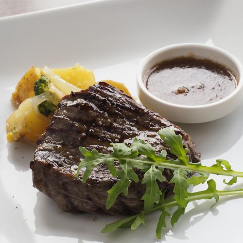 黑毛日本牛肉塔利亚塔