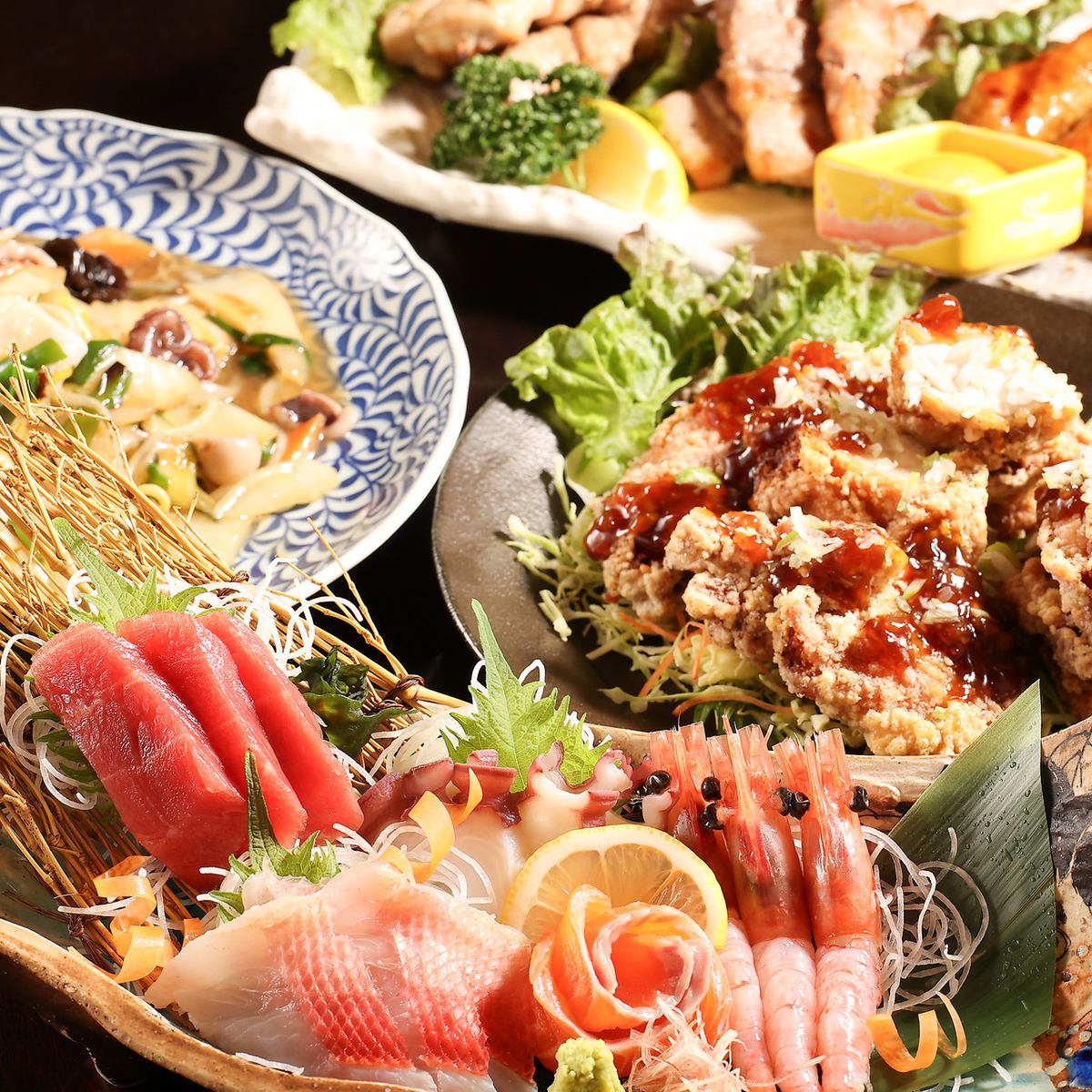 旬食材を使用した創作料理をご堪能いただけます！日本酒は約30種類程取り揃えてます。