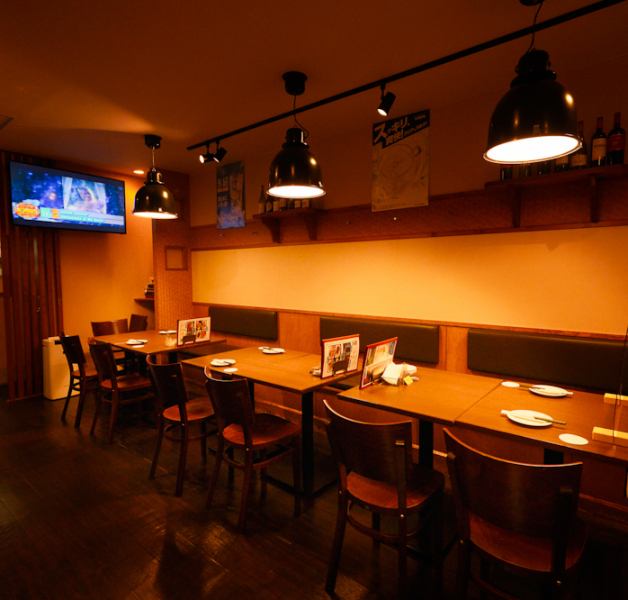 From Sunday to Thursday (not available before public holidays), we accept private reservations for groups of 10 or more.Please feel free to contact us! We can also arrange seating for groups by attaching tables vertically! You can sit together.The space is equipped with a TV, so you can watch sports and other events♪■We also accept reservations for "lunch drinks" outside of business hours.☆★☆★☆ Even a small group is OK!