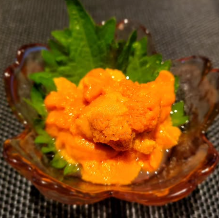 落ち着いた雰囲気の店内でごゆっくり料理をお楽しみください。