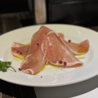 Prosciutto carpaccio