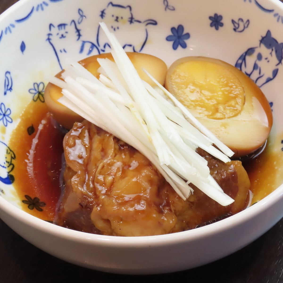 学生さんにも嬉しいリーズナブルな価格でお料理とお酒を楽しめる