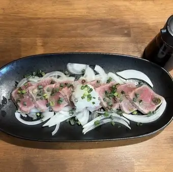 牛腿肉配柚子醋
