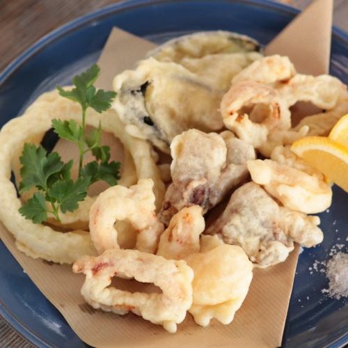 Assorted 5 kinds of fries