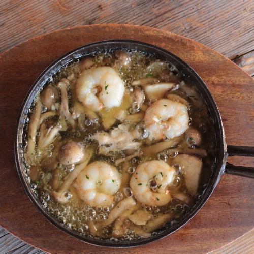 Shrimp and Mushroom Ajillo