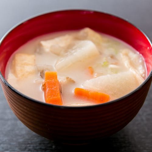 お野菜たっぷりお味噌汁