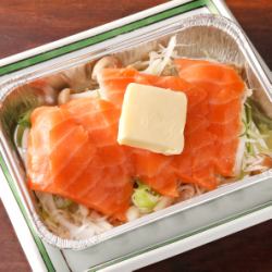 Salmon baked in foil