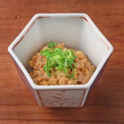 Crushed natto