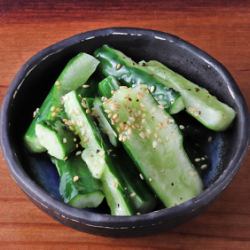 Sesame salt cucumber