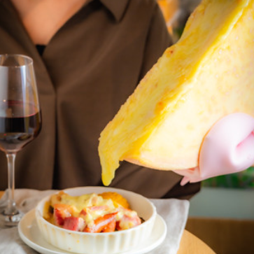 ★Raclette course★ Luxury plan with raclette cheese! 4,000 yen with 2 hours of all-you-can-drink "9 dishes"