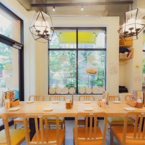Recommended for cheese lovers! There are table seats that are perfect for girls 'associations and moms' parties! This is a popular seat, so reserve early ♪