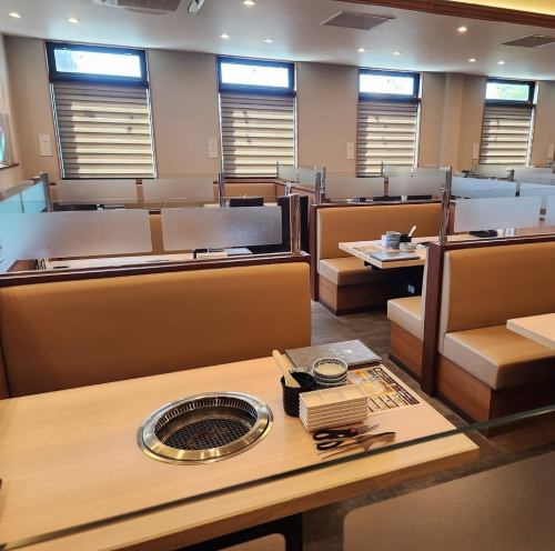 2~4名様でご利用出来るテーブル席