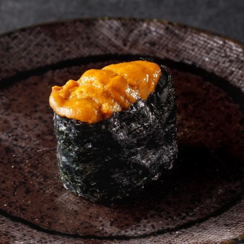 Sea urchin sushi
