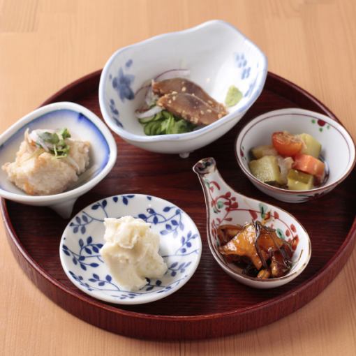 Welcome to Ateniyoru! [First-time reservations only] Get a free gift of our signature product, a platter of 5 appetizers!