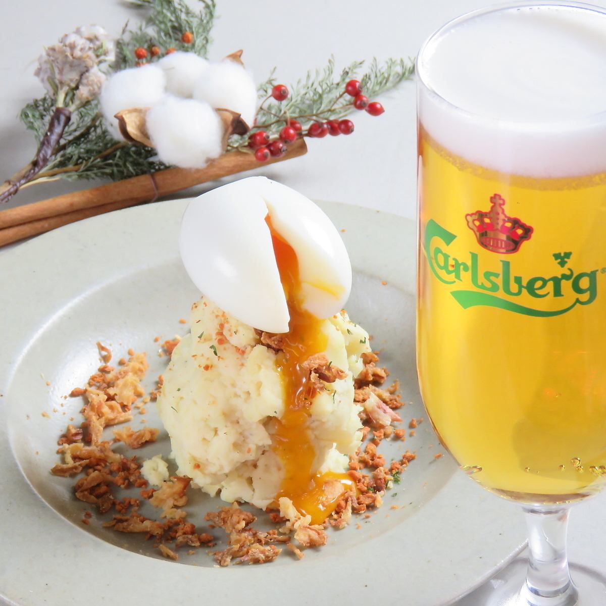 こだわりのクラフトビール。特製シロップで味変も楽しめます！