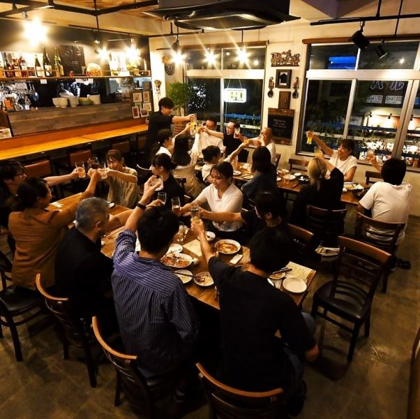 【15名様以上で貸切も◎】当店は15名様以上で貸切予約もお受けしています！プライベートな空間での飲み会は盛り上がることまちがいなし♪シーンに合わせたコースも幅広くご用意していますので、会社の歓送迎会や各種宴会でもぜひご利用ください！