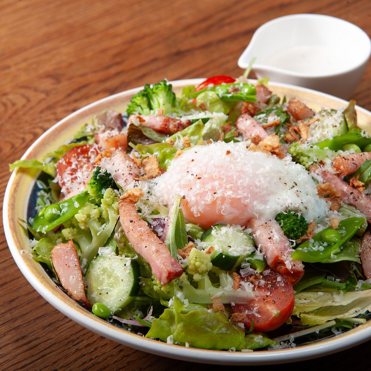 厳選素材を使用したフレンチ料理とワインをリーズナブルに満喫