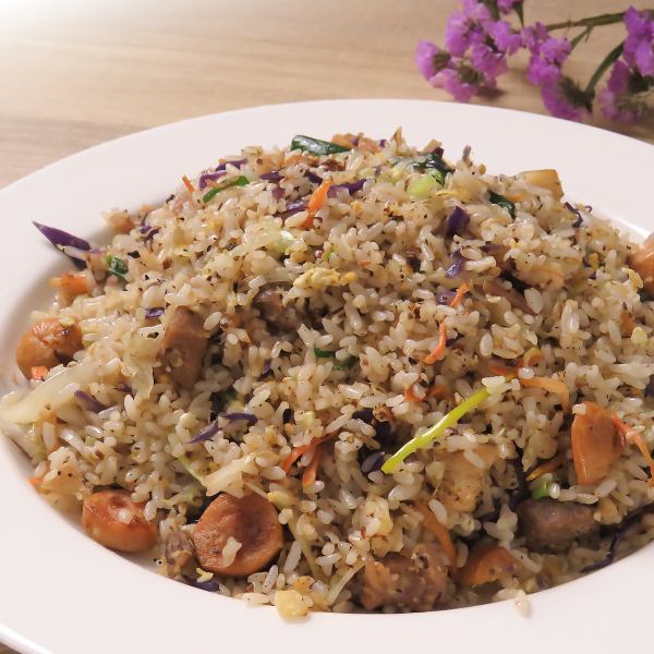 【パラパラ食感が大人気】女性にも人気のスパイシーフライドライス