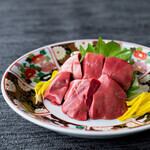 鶏刺し　レバー