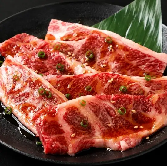 みんなが集まったらテーブル囲んでアレコレわいわい♪楽しめる焼肉で楽しいひと時を