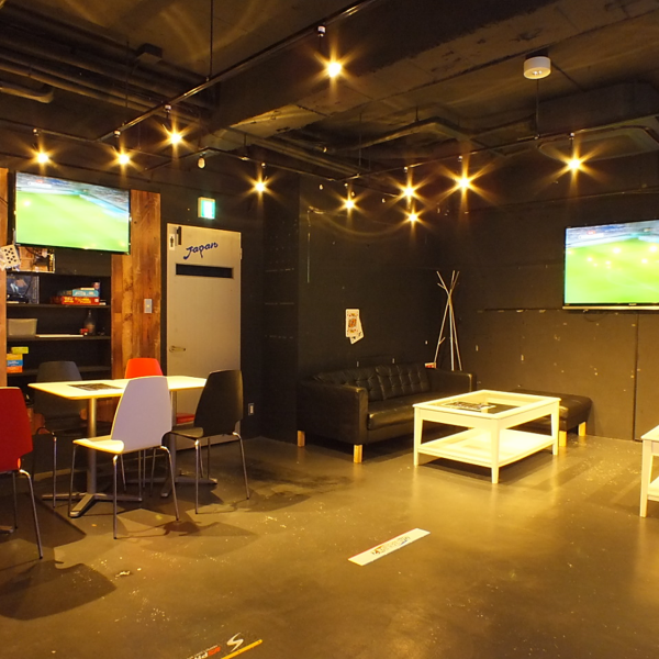 Can be rented out for up to 15 people! Equipped with a TV where you can watch sports★It's a big hit on days when there are soccer or baseball games!You might even hit it off with the person sitting next to you?! [Sports] Bar/Private/Darts/Party/Group】