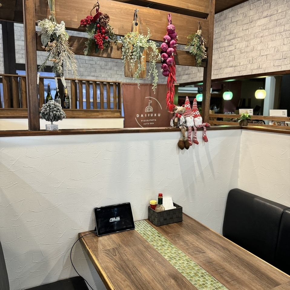 落ち着いた店内で美味しい食事とお酒が楽しめる♪