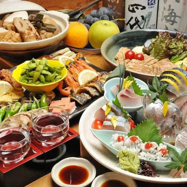 お造りとおでんを楽しむ全8品コース！盛り合わせに煮魚・焼物・揚物も充実