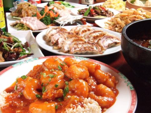 All-you-can-eat 100 kinds of gorgeous Chinese food! Recommended for banquets.
