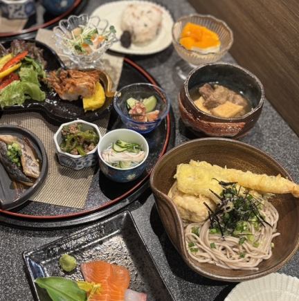 ◆◇HYGGE KITCHEN◆◇旬の食材を使った自慢のコース《全7品前後/3,000円(税込)》