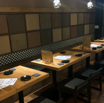 We have five tables for 4 people ♪ We will prepare seats according to the number of guests in the reservation ♪ It is recommended for a party with a large number ♪