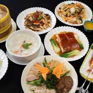 本格中華料理店！前菜、お食事、お酒…全てのジャンルで豊富な品数を揃えています。