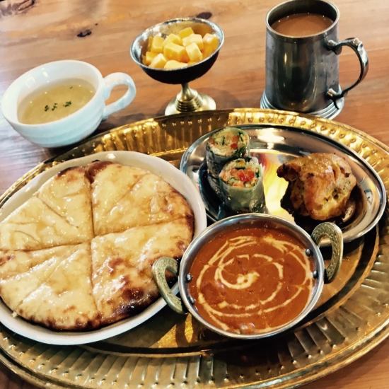 可以品嚐到地道的尼泊爾美食的當地人氣餐廳◎請在媽媽聚會和朋友面前用餐！