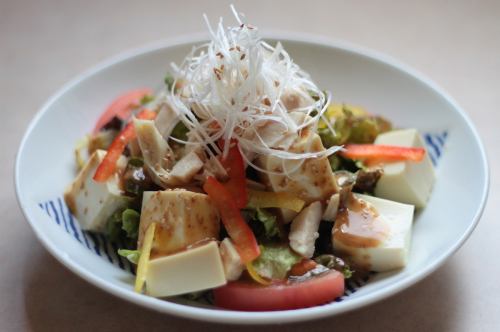 Steamed chicken and tofu salad