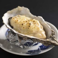 Smoked cheese-baked oysters
