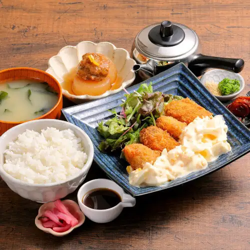 三陸産　牡蠣フライ定食